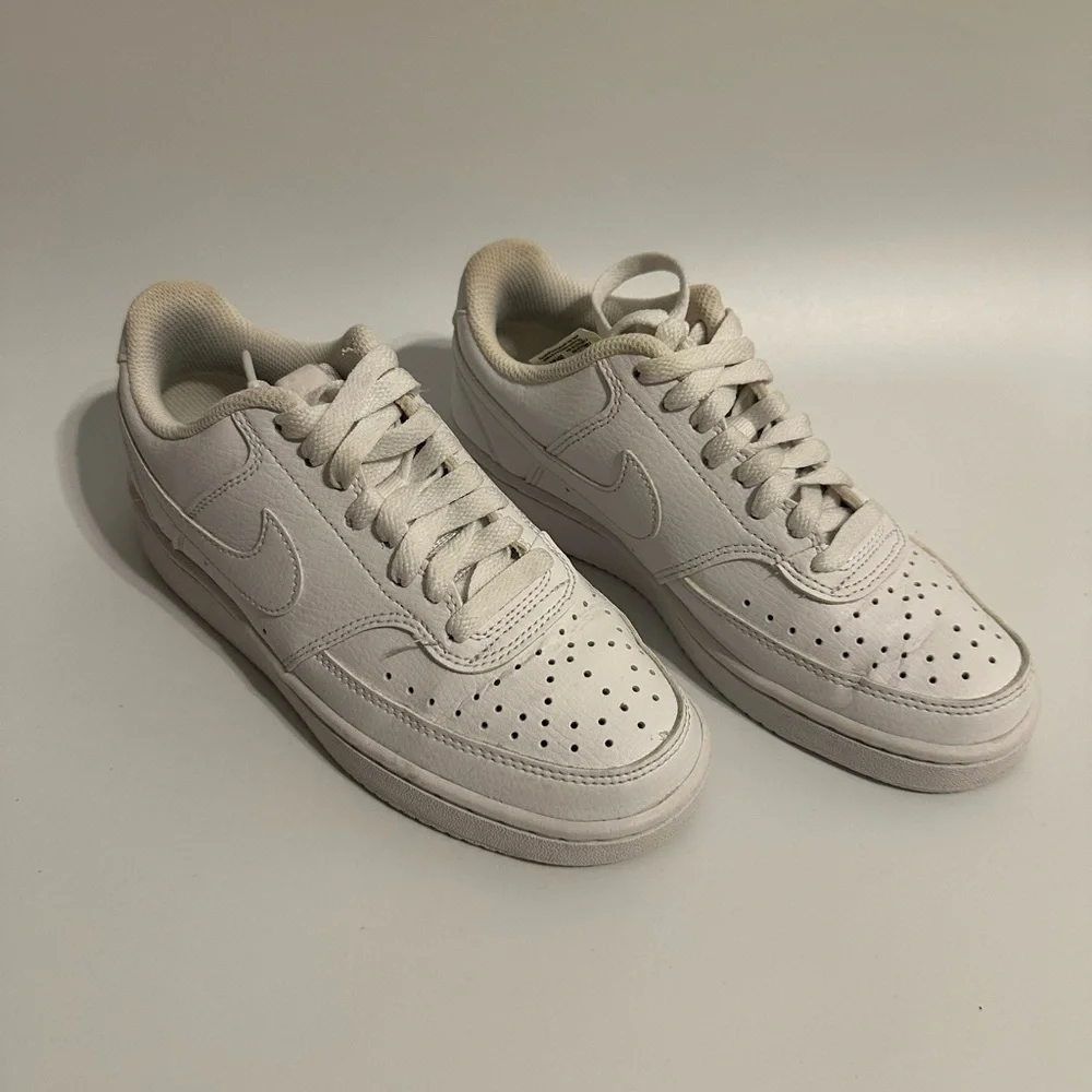 Woman Nike Air Force One White Size: 5.5 - Picture 1 of 6